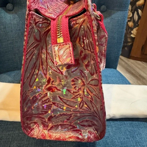 Brahmin Cami Coral Snapdragon Lokelani Vibrant Pink Embossed Floral Bag - Picture 4 of 8